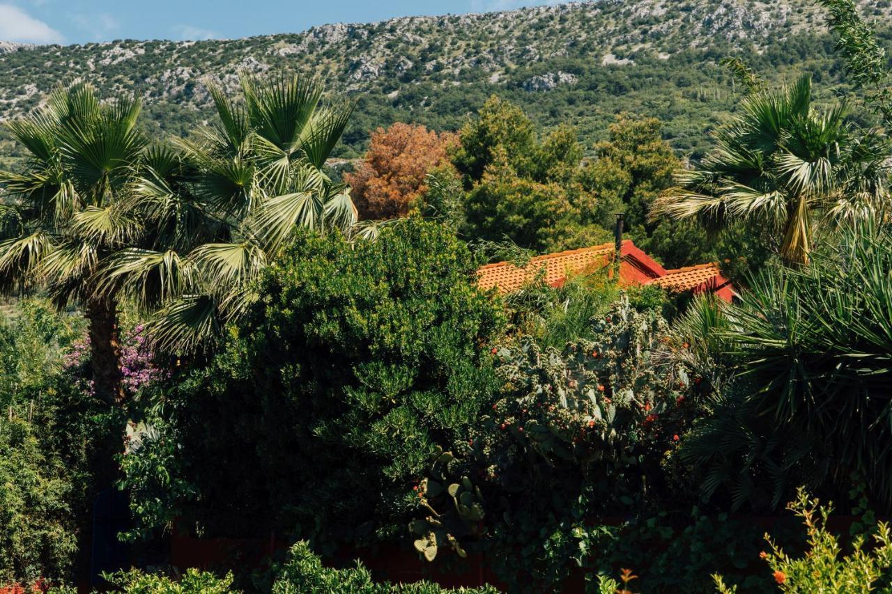 Villa Tropica, Total Privacy, Tropical Garden And Private Pool Kaštela Exteriér fotografie